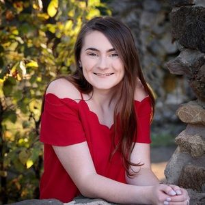 Meet your Posher, Victoria